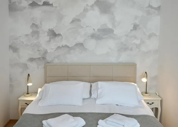 Codelli Deluxe City Centre Apartments